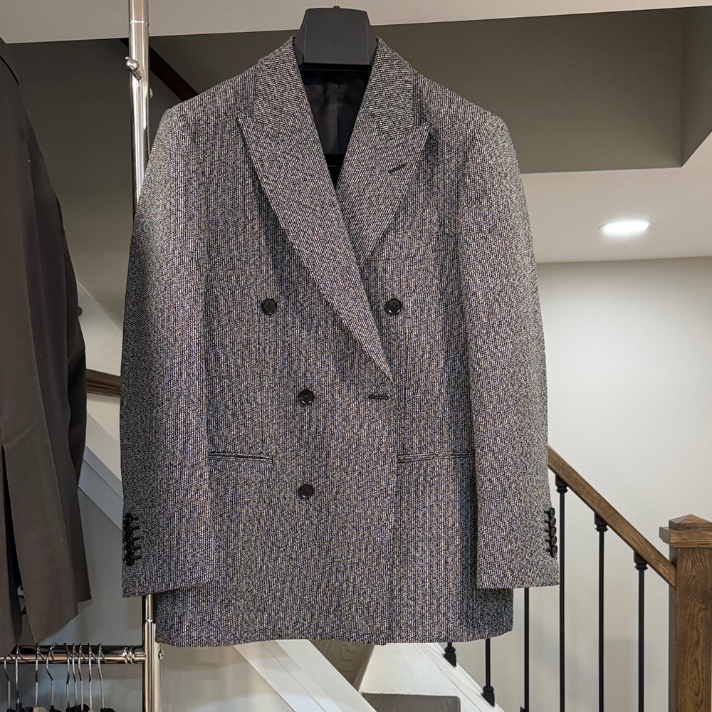 Suitsupply Double-Breasted Tweed Blazer in black/white - 100% wool